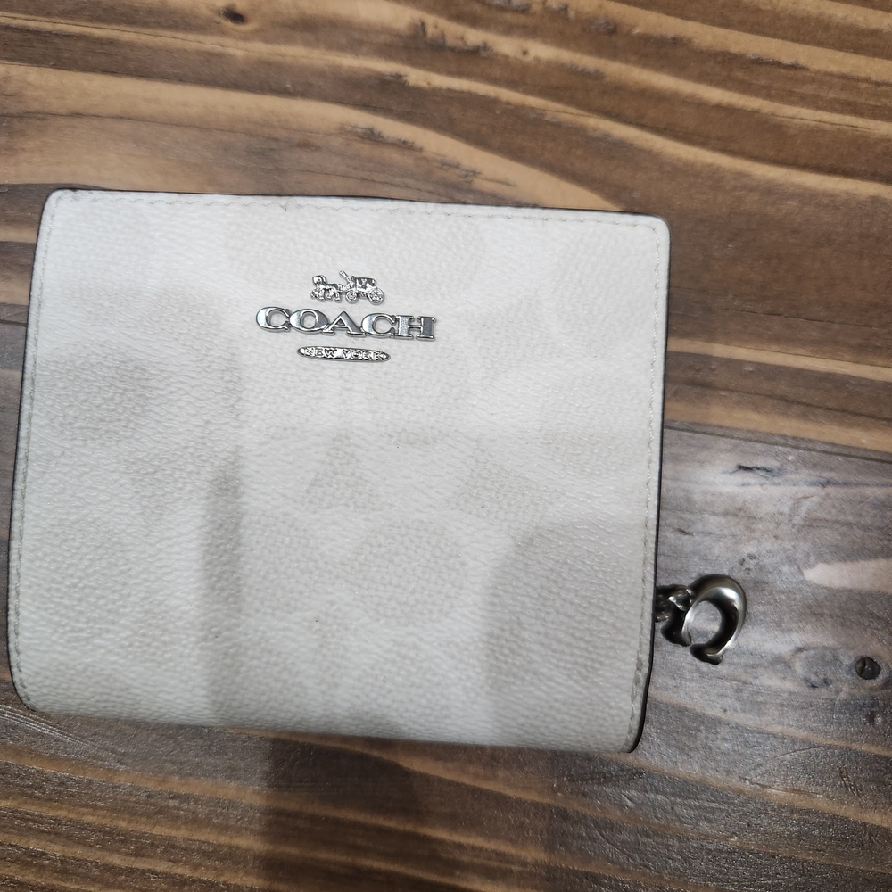 Coach White/Chalk Wallet